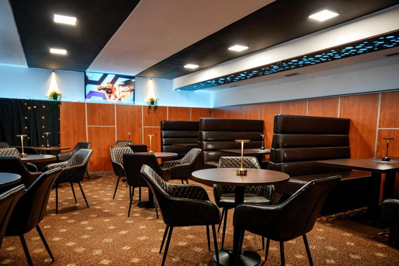 Butenas Hotel Tyla Biržai Екстериор снимка