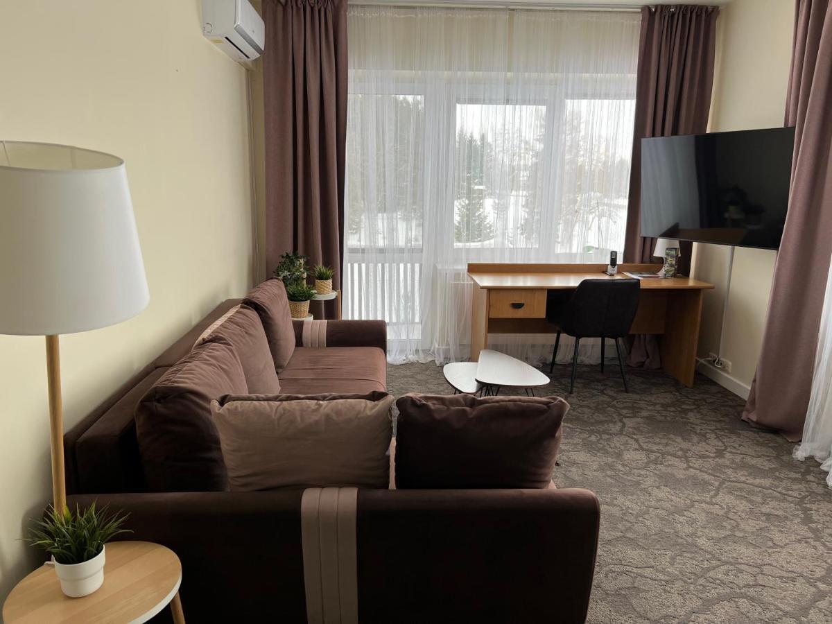 Butenas Hotel Tyla Biržai Екстериор снимка
