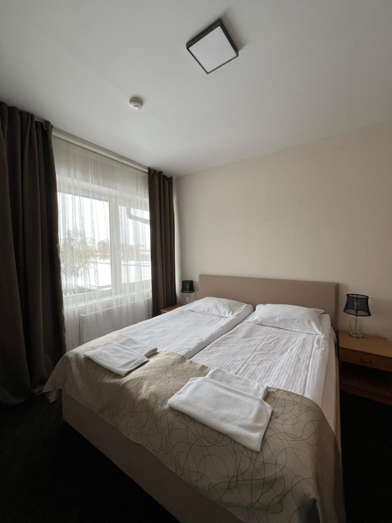 Butenas Hotel Tyla Biržai Екстериор снимка