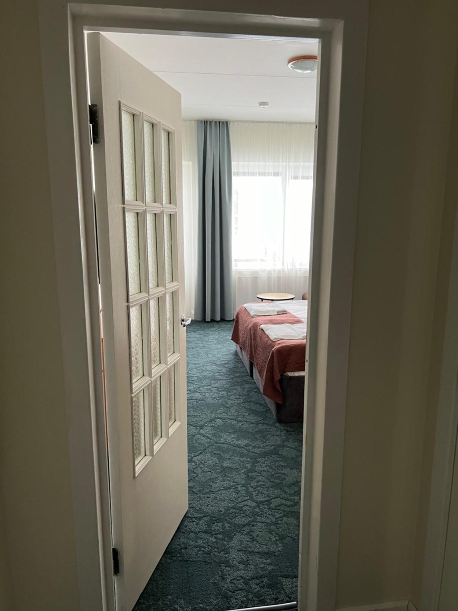 Butenas Hotel Tyla Biržai Екстериор снимка