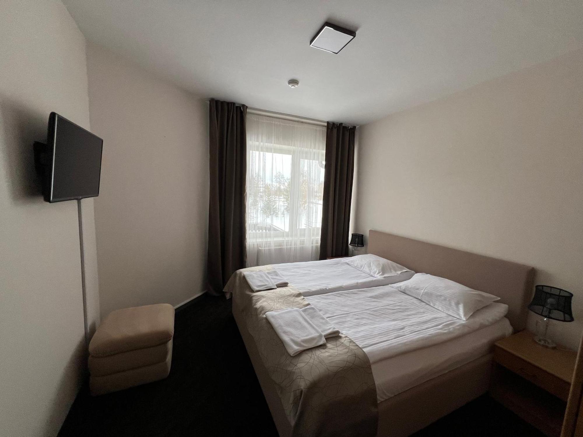 Butenas Hotel Tyla Biržai Екстериор снимка