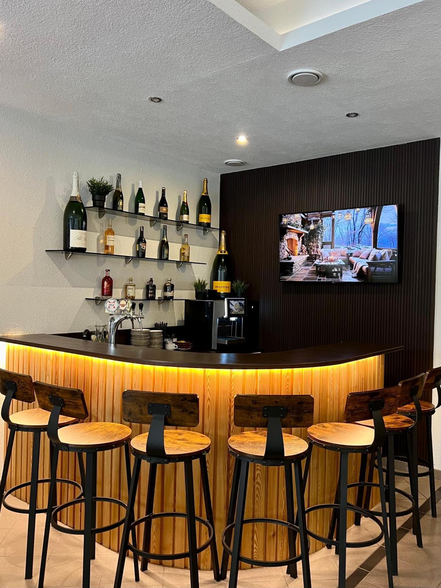 Butenas Hotel Tyla Biržai Екстериор снимка